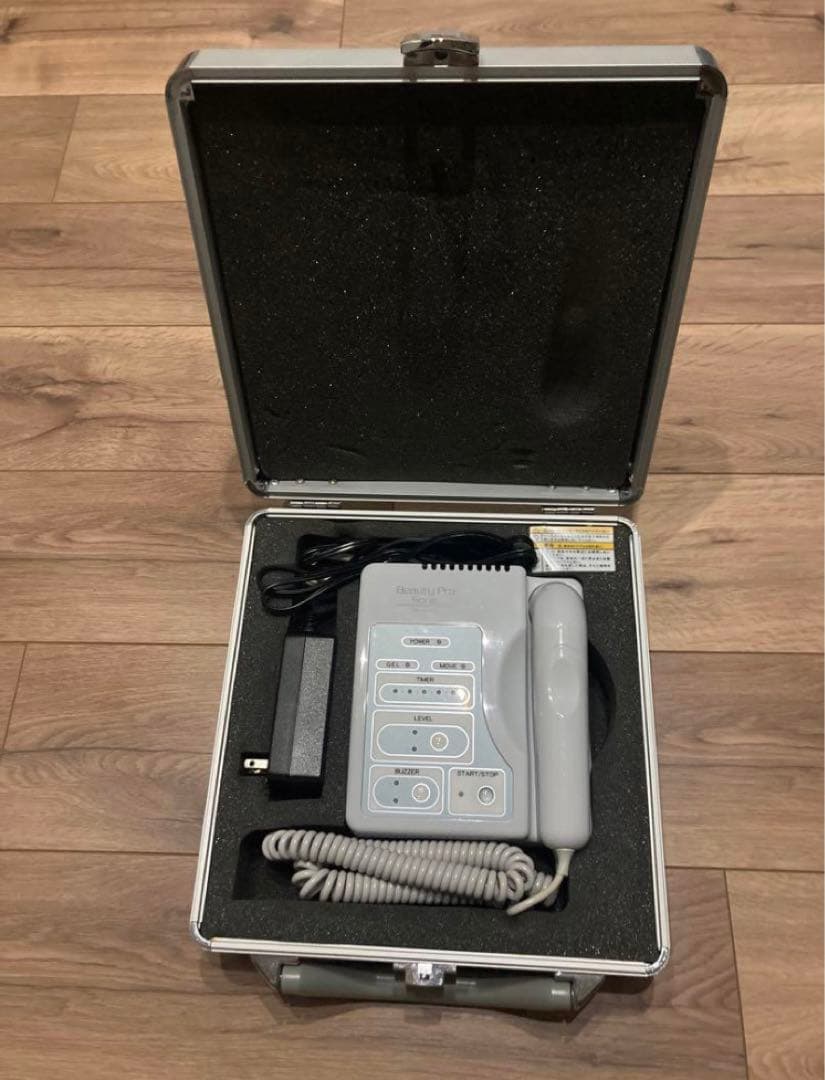 ナリス　ビューティープロソニック　超音波美顔器