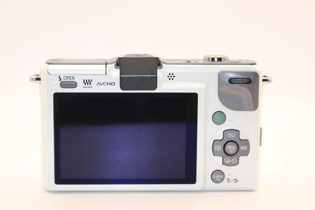 ★人気★ LUMIX DMC-GF2 ボディ　ミラーレス　ホワイト　パナソニック