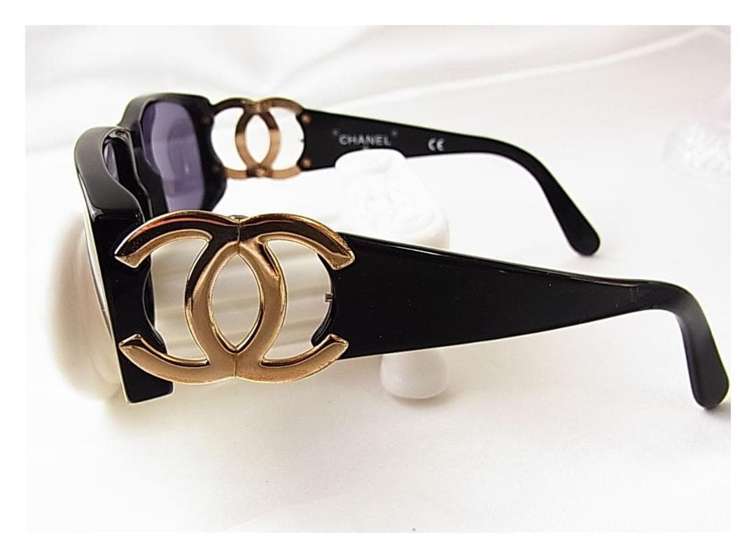 正規品　CHANELシャネル ココマーク　サングラス 型番02461 94305