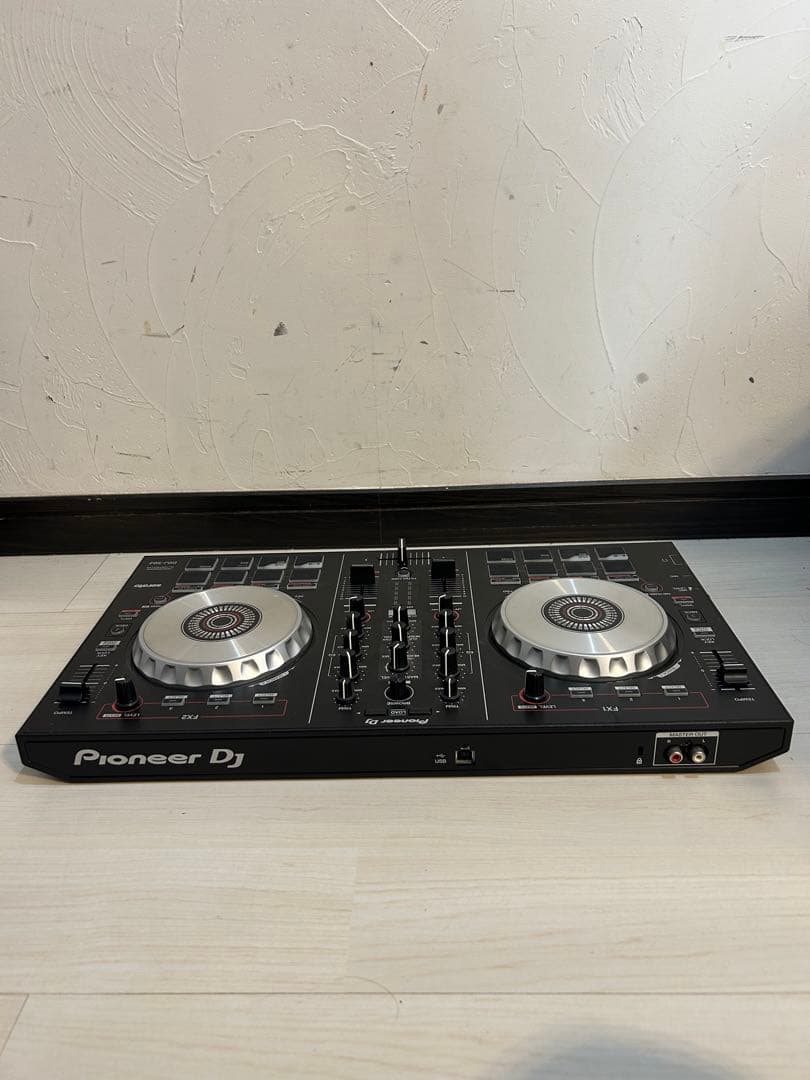 パイオニア DDJ-SB2 DJコントローラー