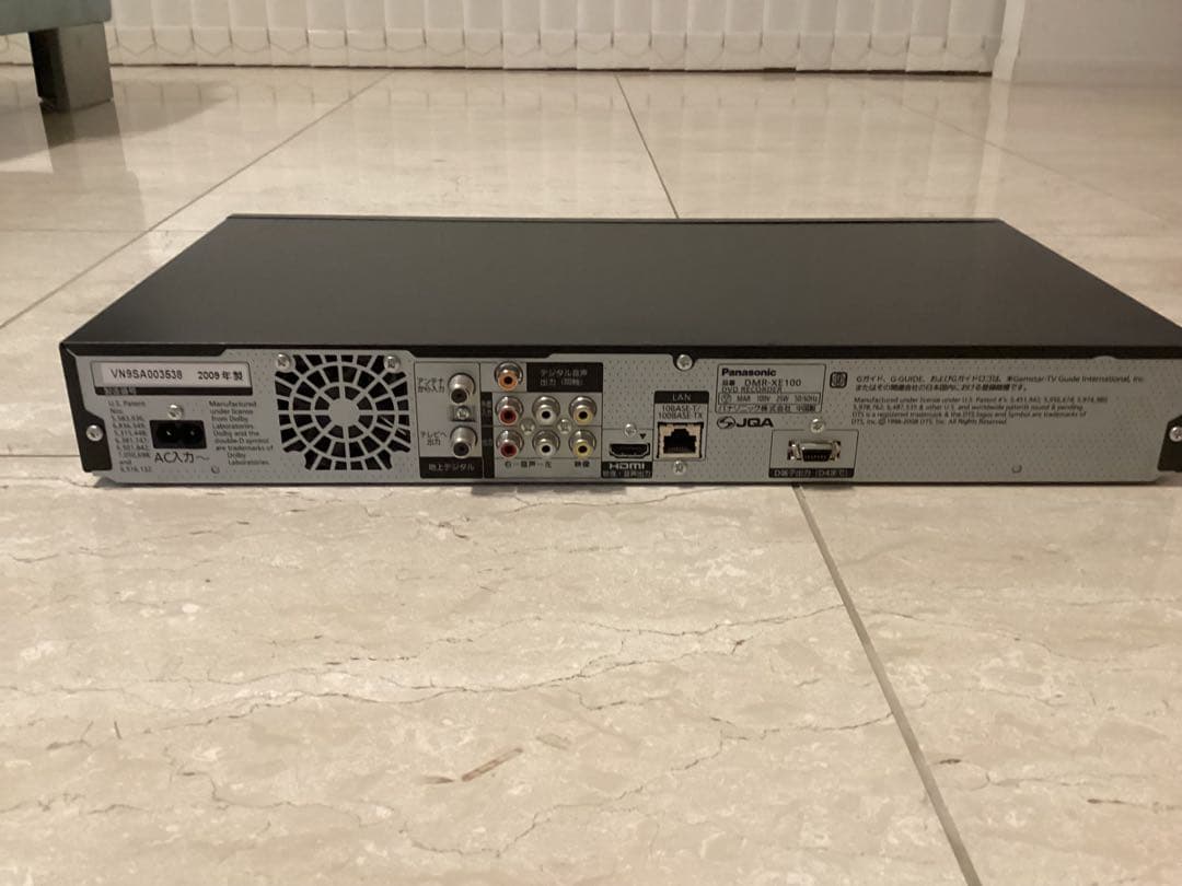 【美品】Panasonic DMR-XE100 DVDレコーダー