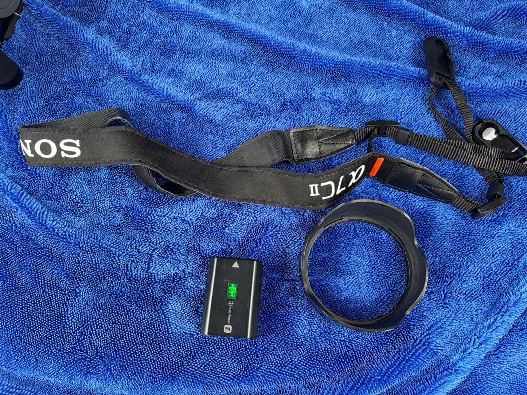 Sony α7C II ミラーレス一眼 本体　SIGMAレンズ付き