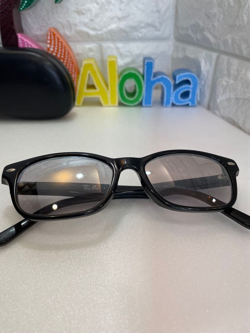 Ray-Ban（レイバン）**「RB5345D」**に、カラーレンズ