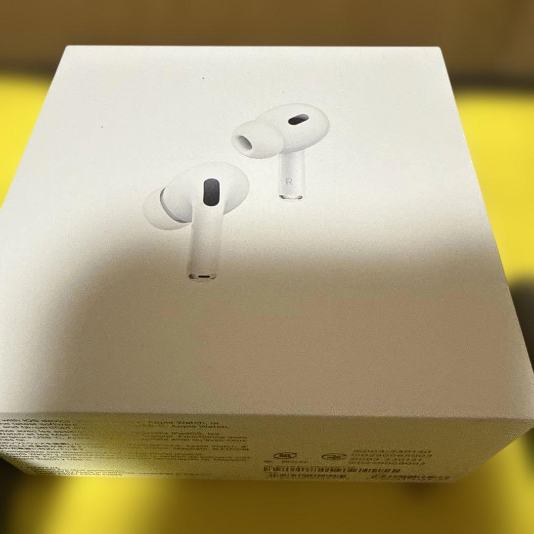 AirPods Pro 第2世代 MagSafeと社外品のケースとインナーピース