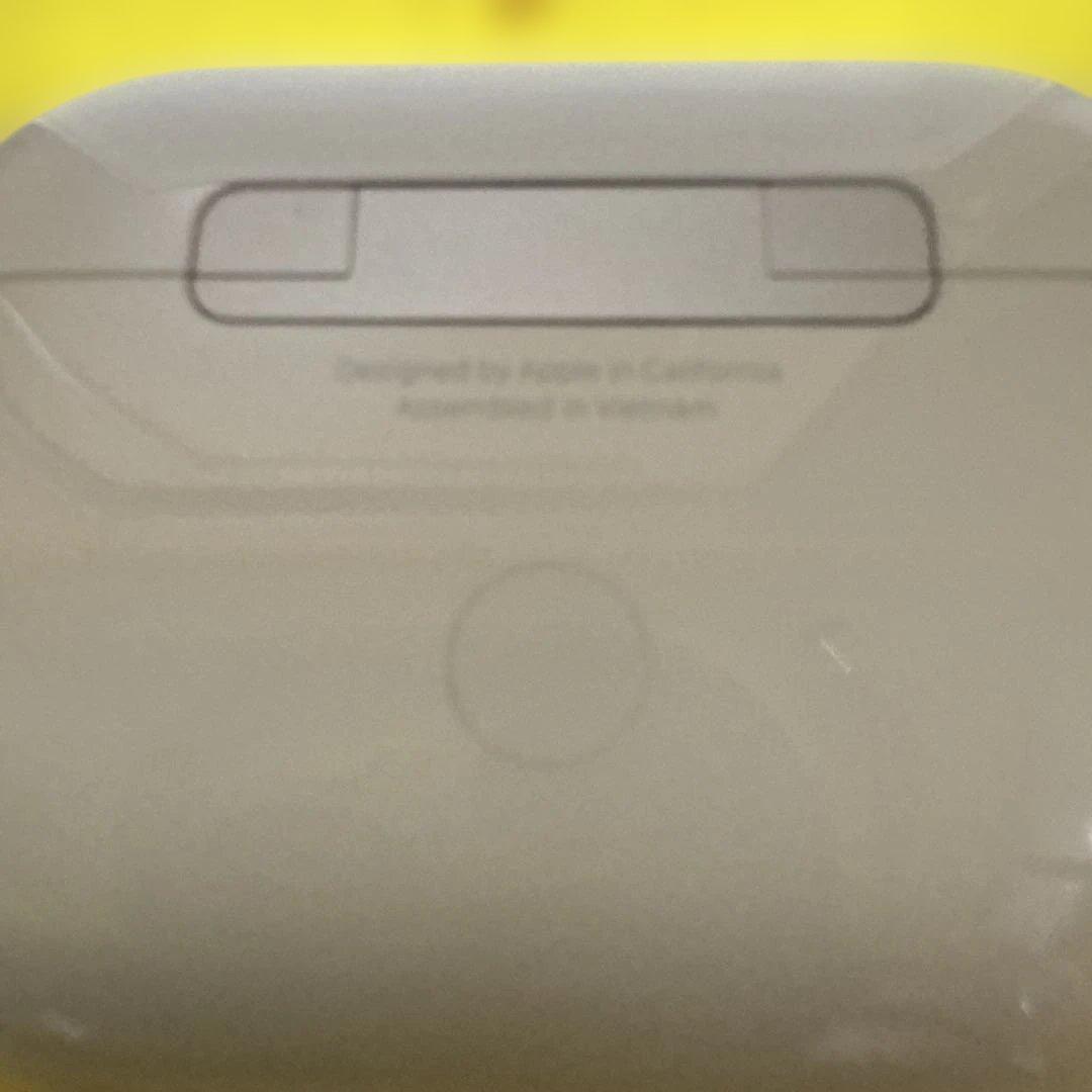 AirPods Pro 第2世代 MagSafeと社外品のケースとインナーピース