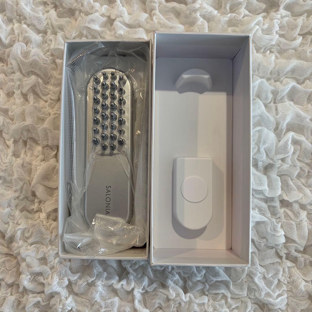 【新品】SALONIA EMS リフトブラシ 電気ブラシ 美顔器 定番シルバー