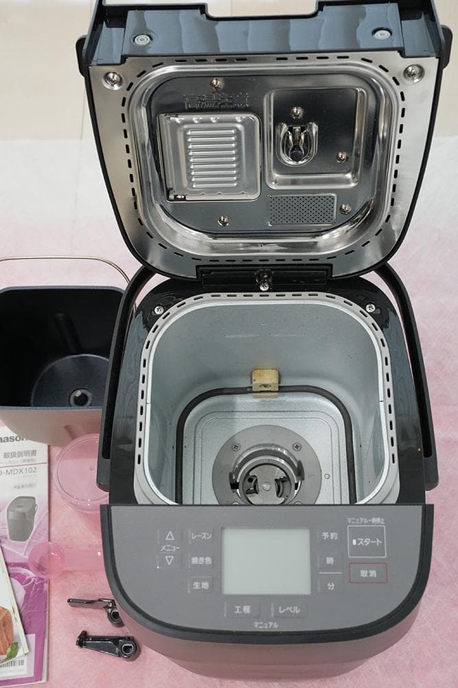 【美品】Panasonic ホームベーカリー ブラック SD-MDX102