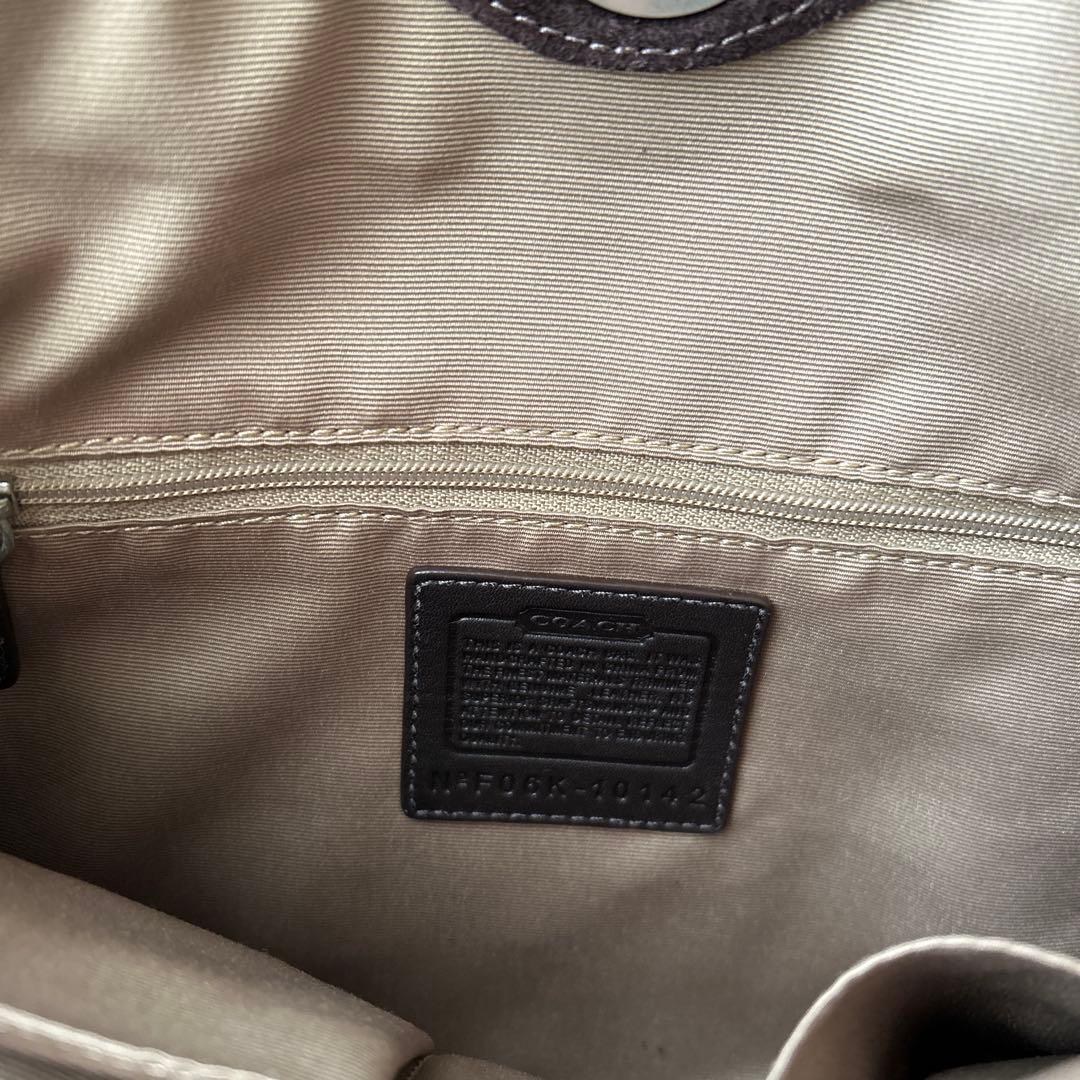 COACH シグネチャー柄　ワンショルダーバッグ