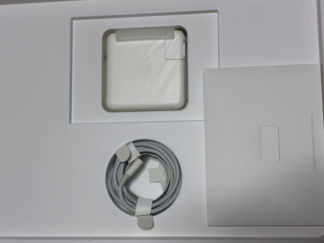 Apple MacBook Pro 13.3インチ2017