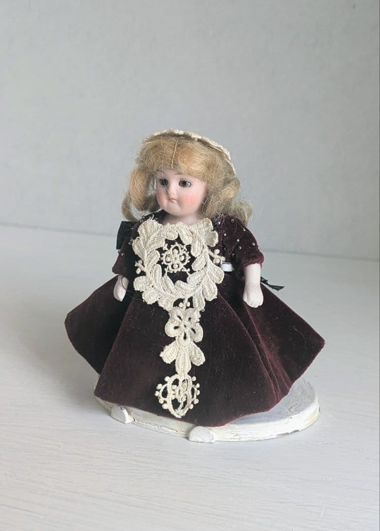 ミニョネット　ドイツ　アンティーク　ビスクドール