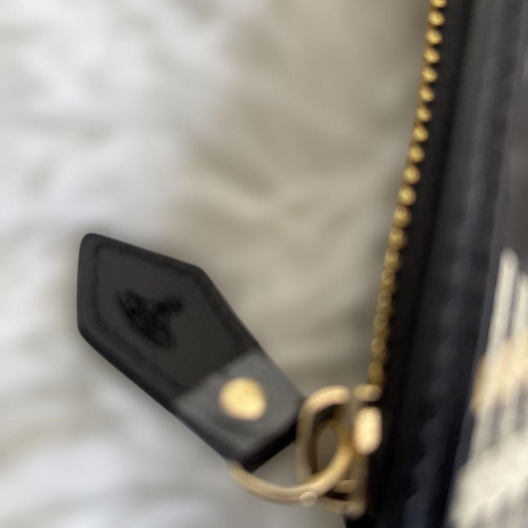 ヴィヴィアン・ウエストウッド　長財布　落ち着いた赤　箱、袋潰れてる