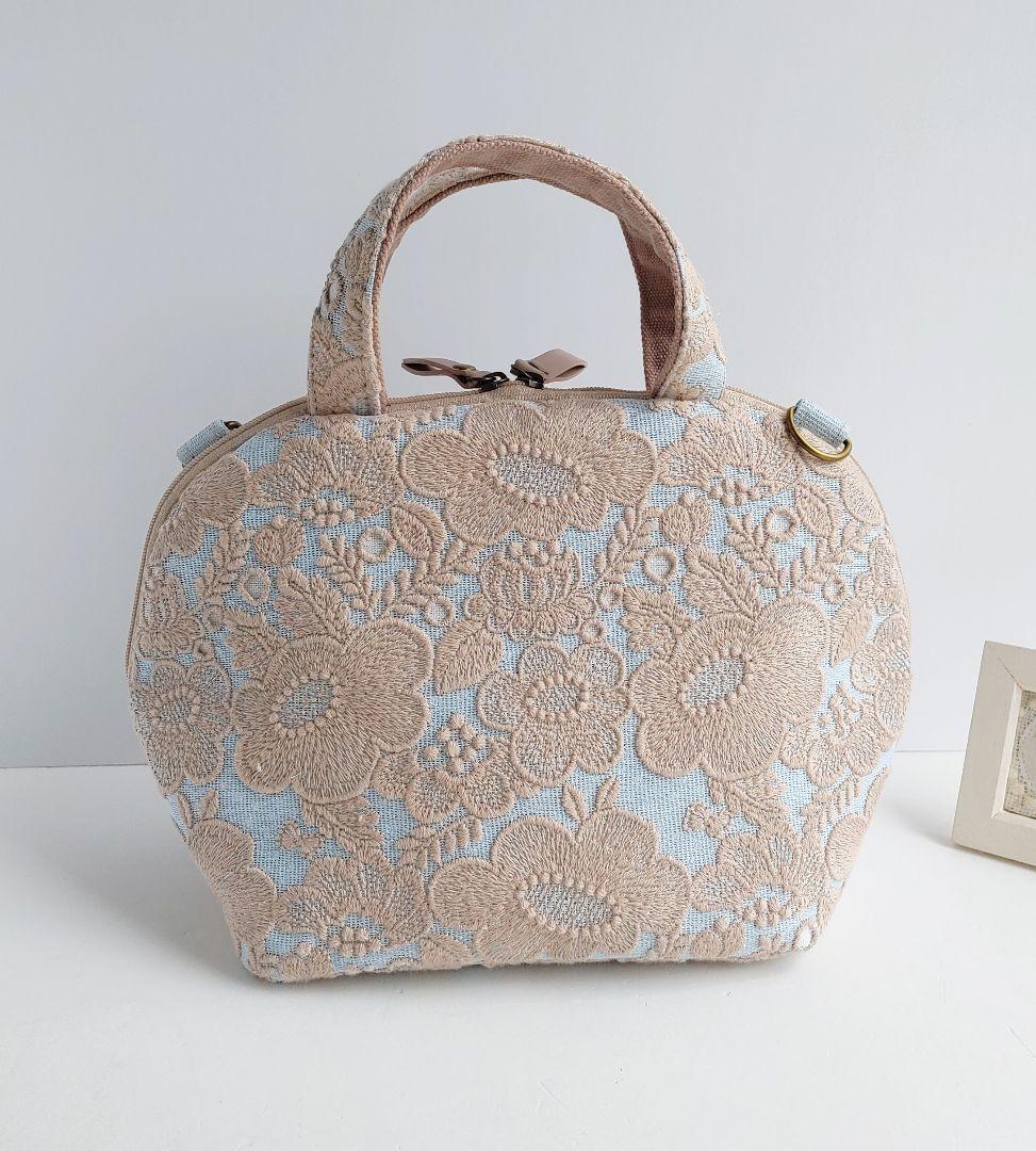 １点のみ　ミナペルホネン　smile flower ミニサイズ　まるいファスナー