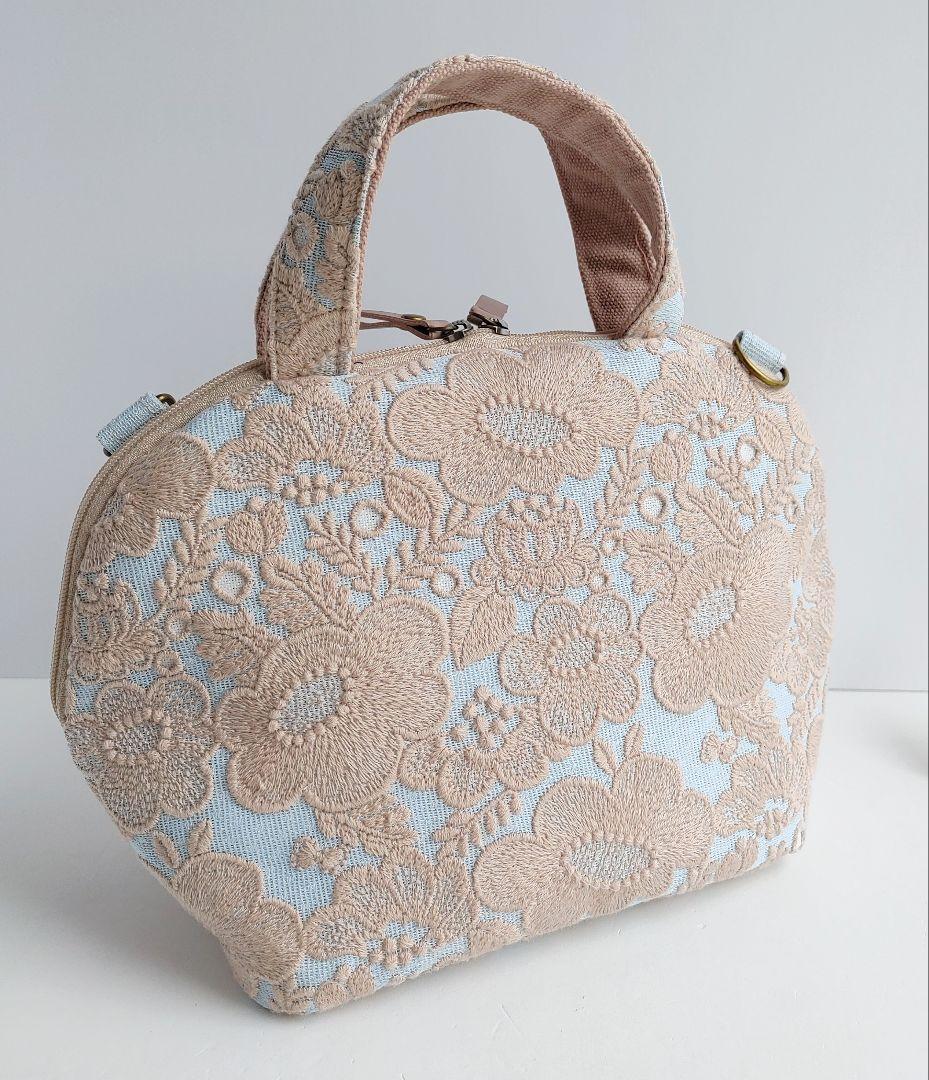 １点のみ　ミナペルホネン　smile flower ミニサイズ　まるいファスナー