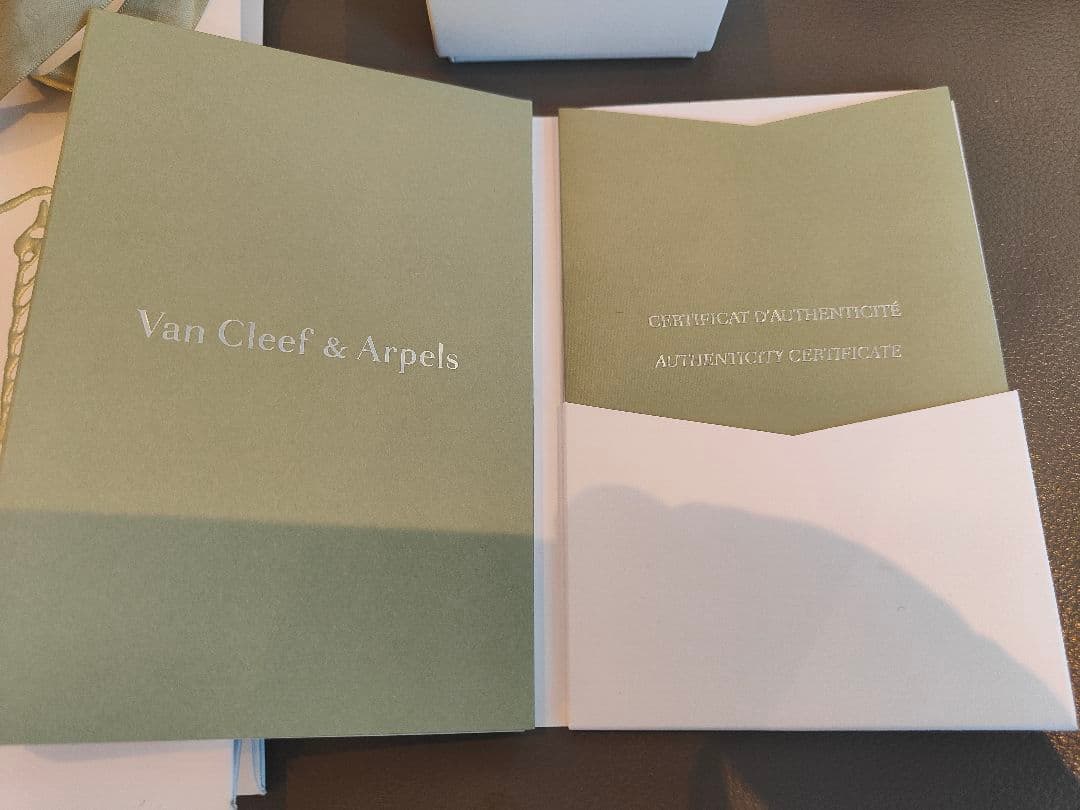 美品　ヴァンクリ　スウィートアルハンブラ ダイヤ　ペンダント