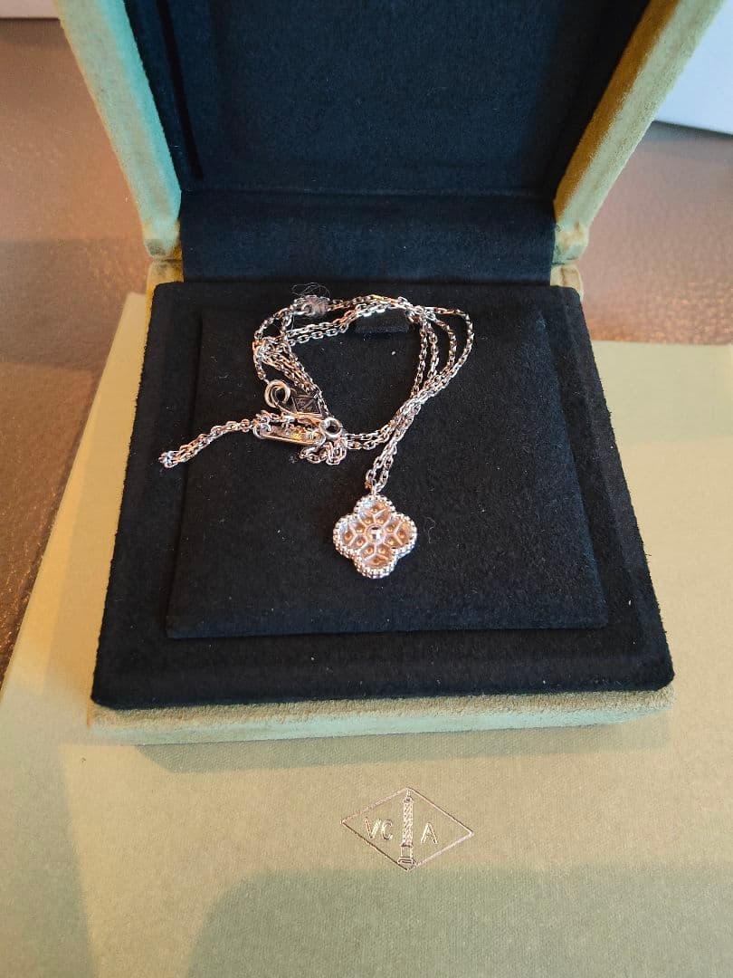 美品　ヴァンクリ　スウィートアルハンブラ ダイヤ　ペンダント