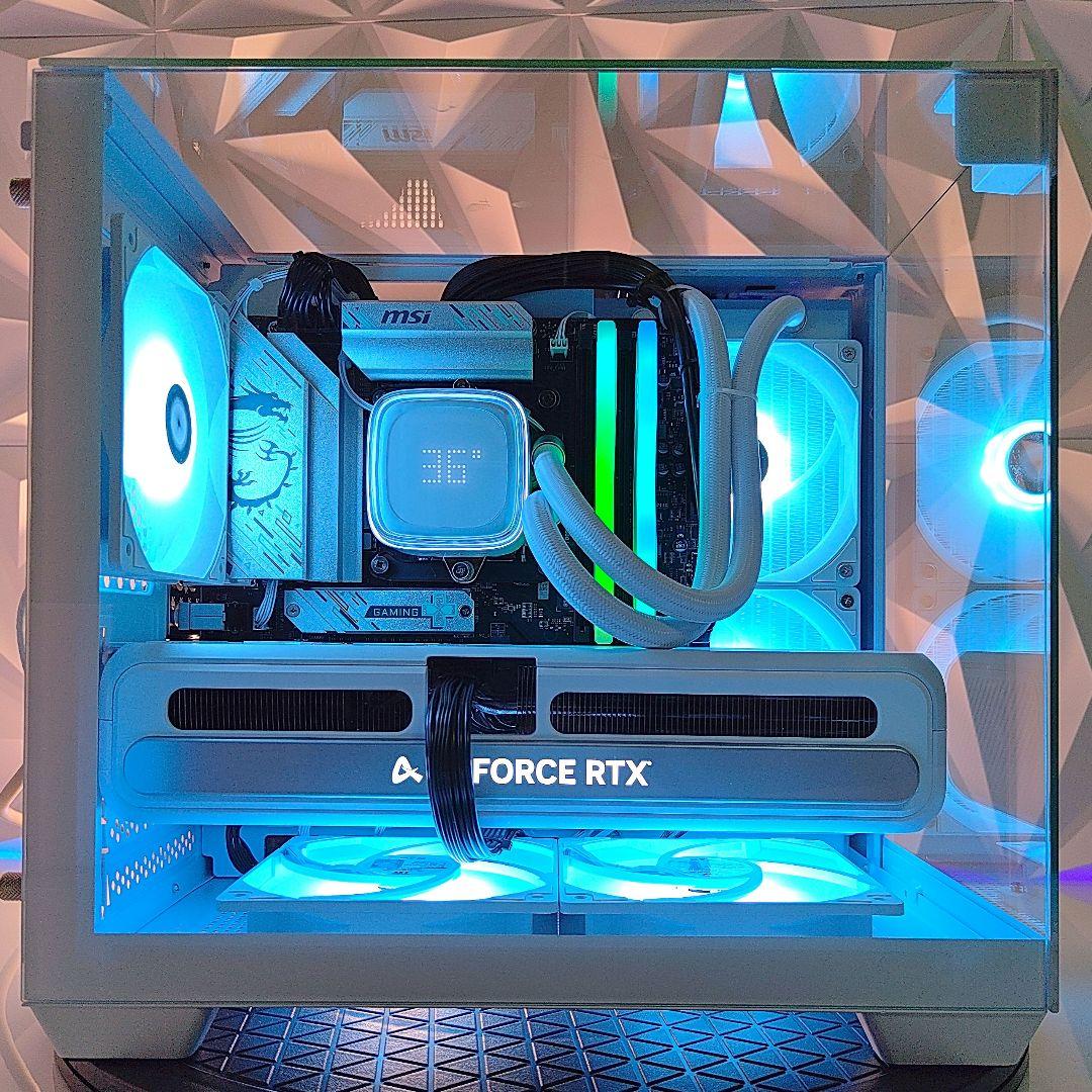 『新品』✨コンパクト3面ガラスゲーミングPC✨デスクトップ／ミニタワー／ホワイト