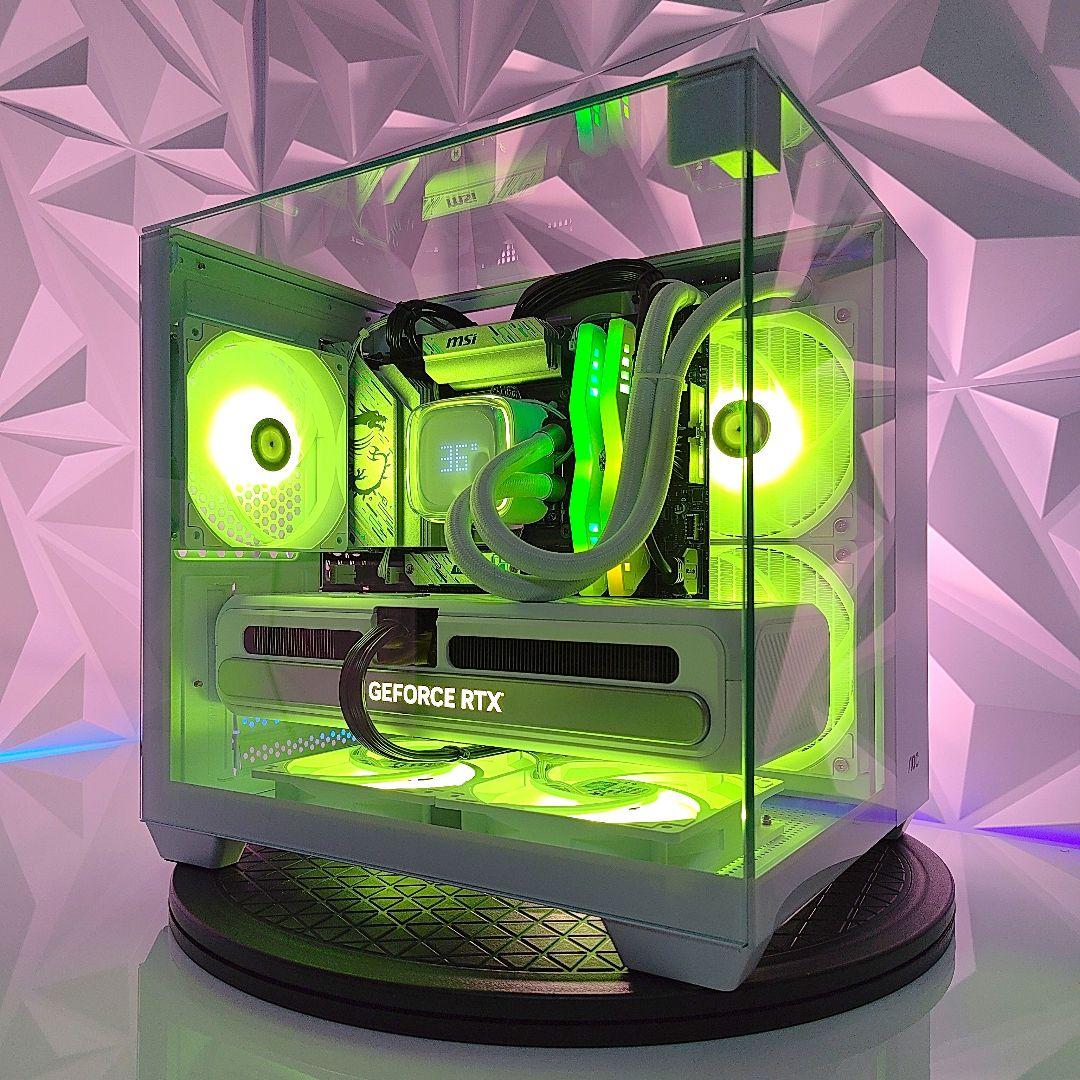 『新品』✨コンパクト3面ガラスゲーミングPC✨デスクトップ／ミニタワー／ホワイト