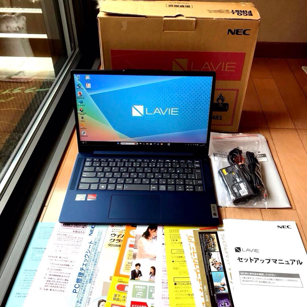 美品 NECLaVieN143CHAL【2023年12月発売モデル】