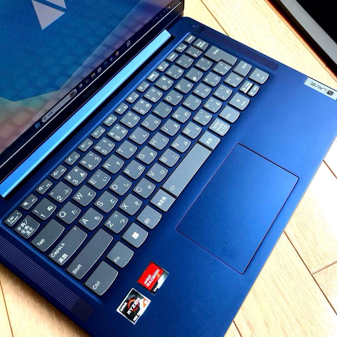 美品 NECLaVieN143CHAL【2023年12月発売モデル】