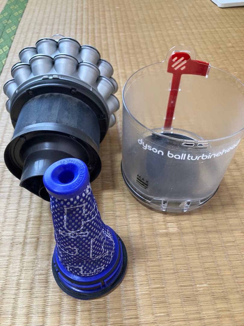 【美品】Dyson DC63 ダイソン サイクロン式掃除機 キャニスター 掃除機