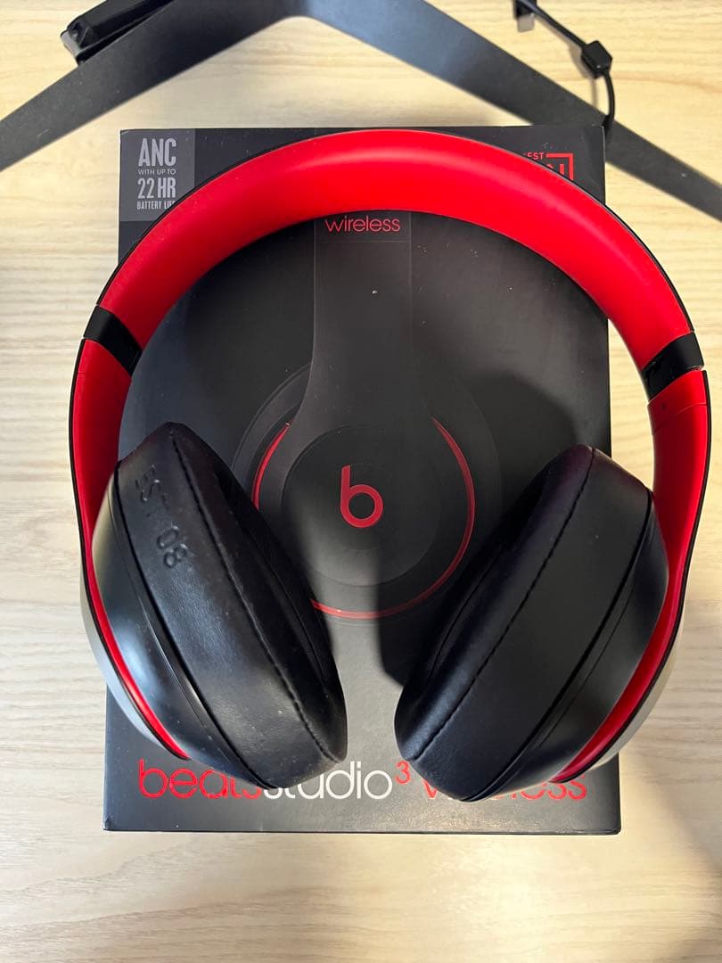 Beats Studio3 Wireless ヘッドフォン レッド 10年