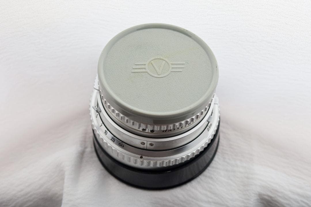 ハッセルブラッドCarl zeiss Planar T* 80mm 2.8