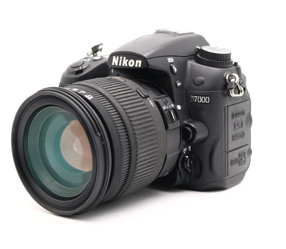 ■完動品 Nikon D7000 デジタル一眼レフ　ショット数12669