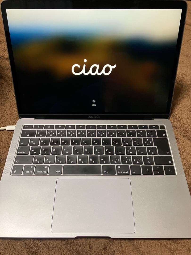 MacBook本体 MacBook Air 2018 16GB 256GB