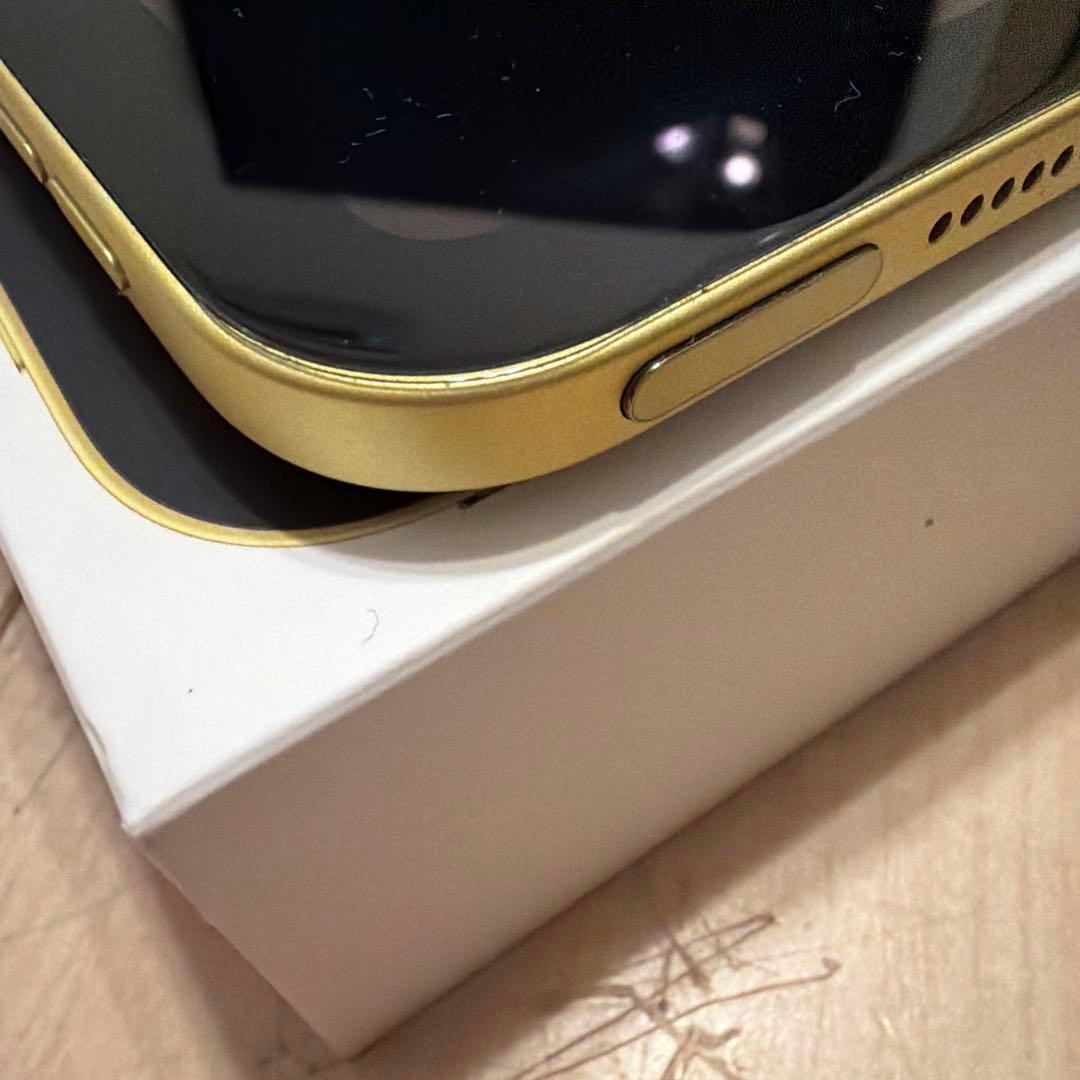 A16 iPad 第11世代　128GB Wi-Fiモデル　イエロー