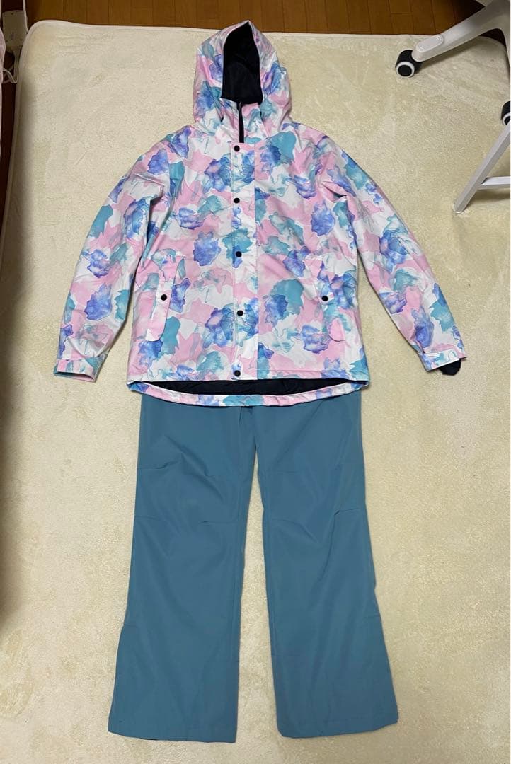 スキーウェア 女性用(Mサイズ)