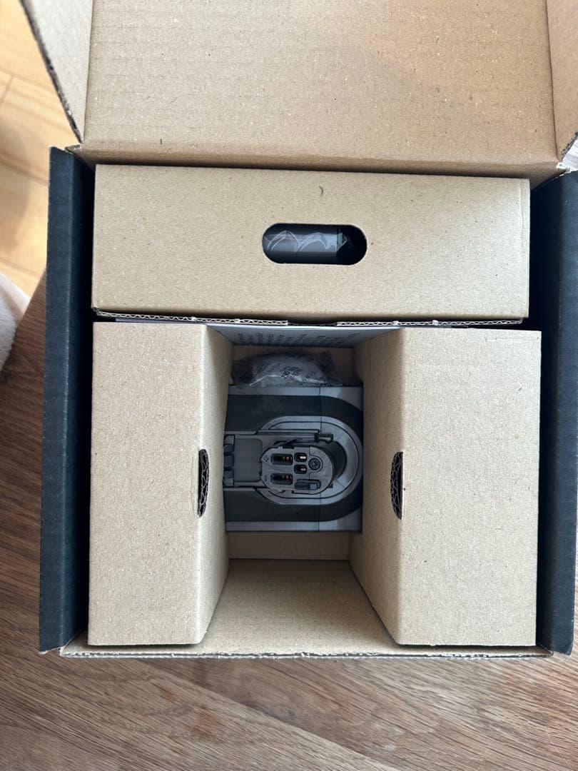 ダイソンバッテリーと充電器