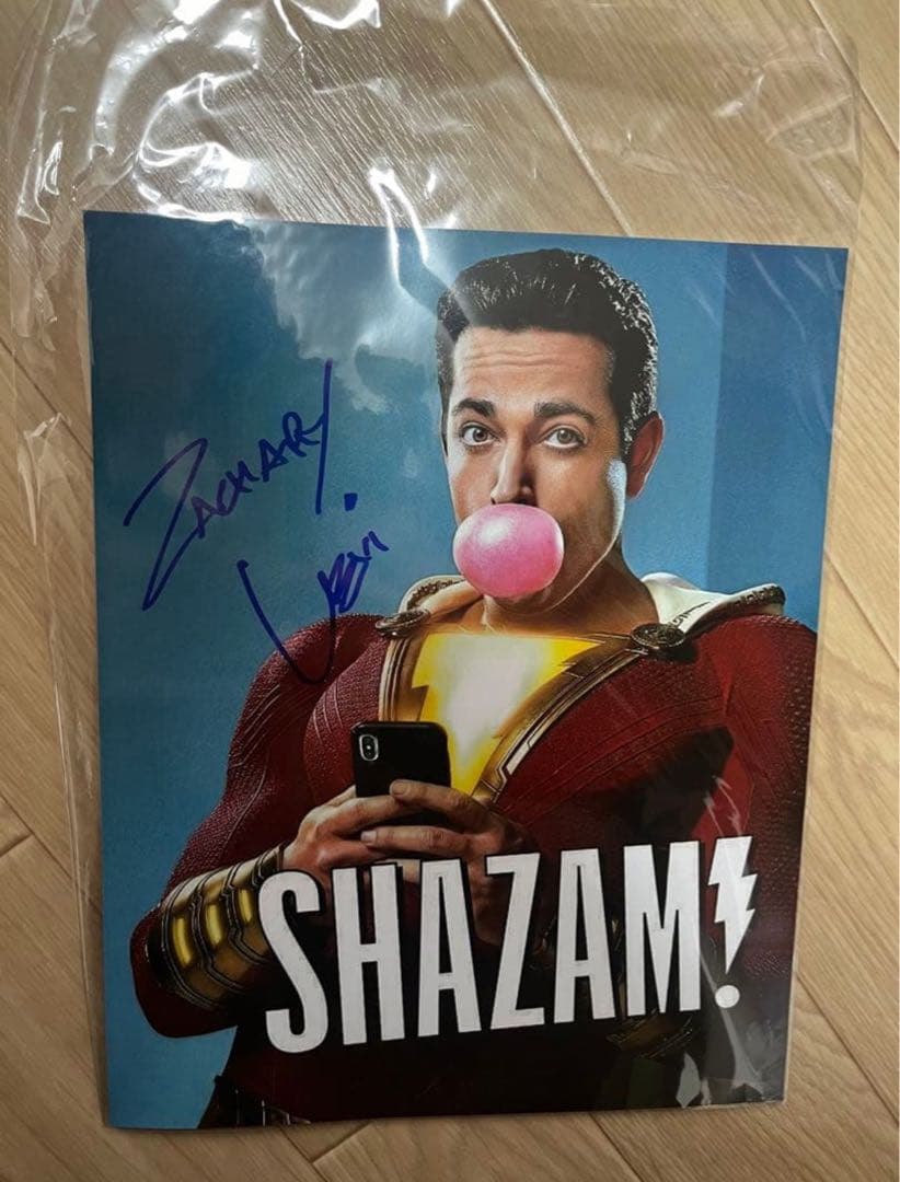 DC シャザム　ザッカリー・リーヴァイ　直筆サイン