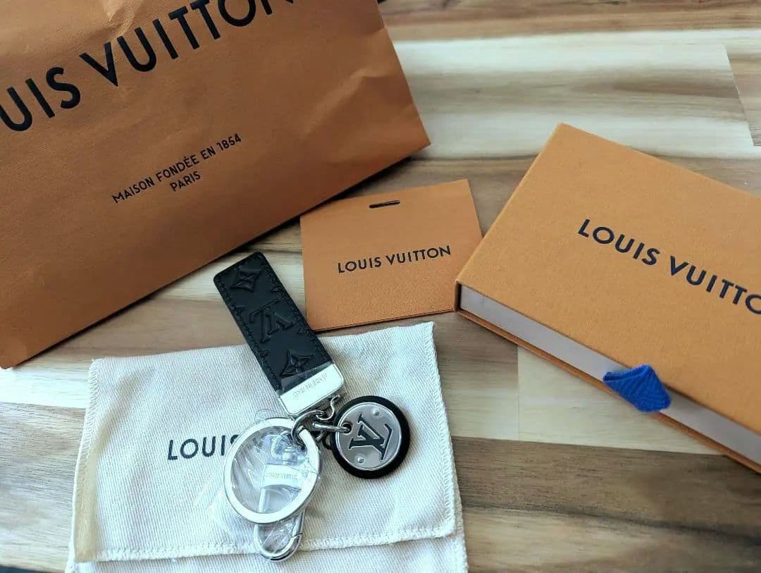 【新品未使用】 Louis Vuitton モノグラム キーホルダー ブラック