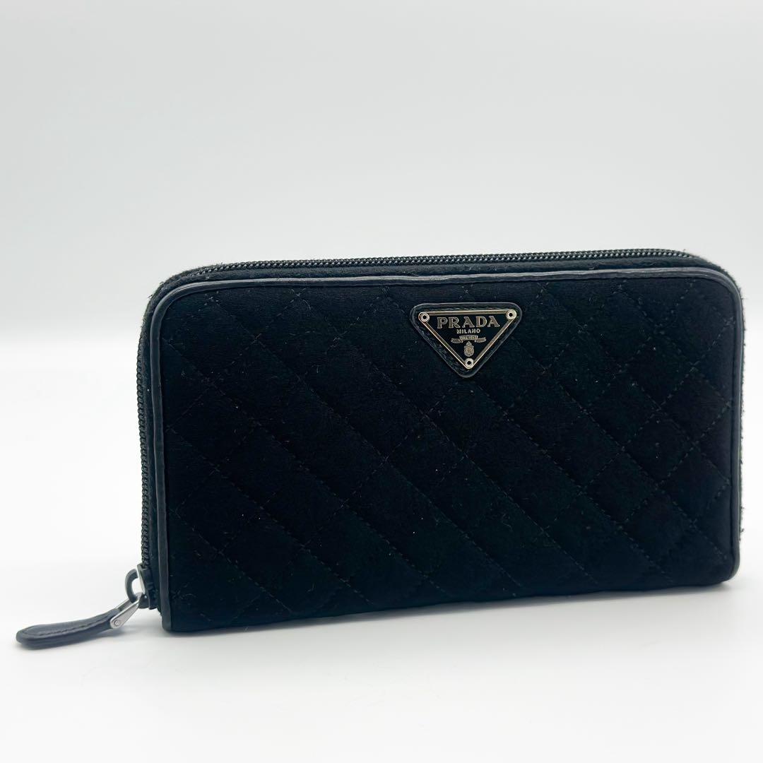 プラダ キンティング ラウンドファスナー 長財布 三角ロゴ