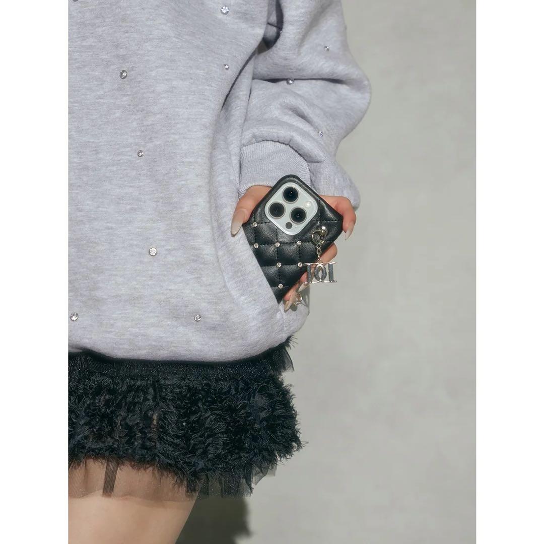 キルティングビジューDDチャームiPhoneケース ブラック iPhone16