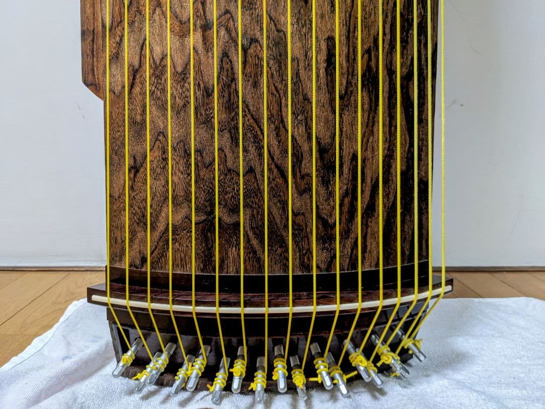 十七絃　くり甲　舞台用　箏