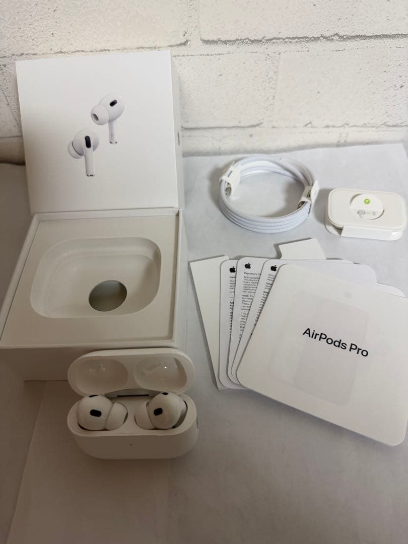 AirPods Pro 2 (第二世代) USB-Cタイプ MTJV3J/A