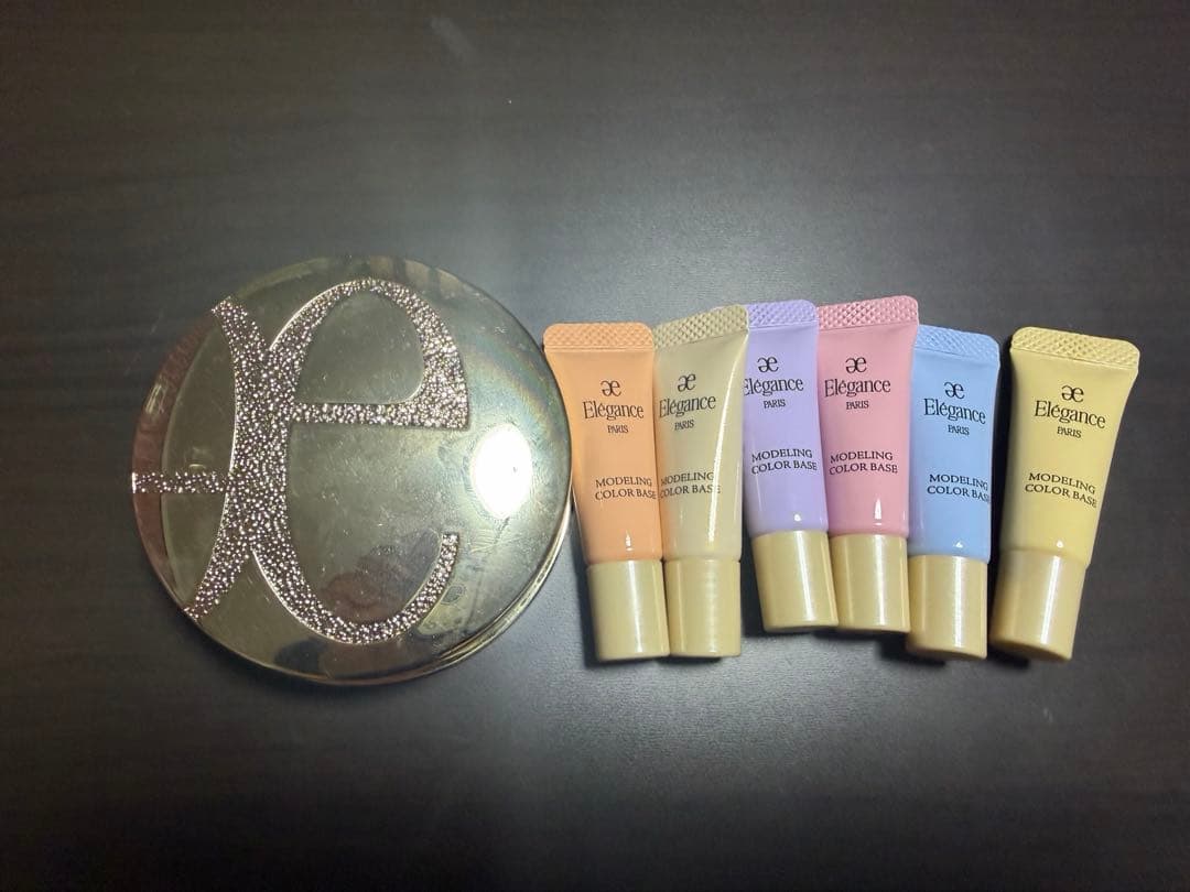 エレガンス ラプードル　オートニュアンスとミニカラーベース