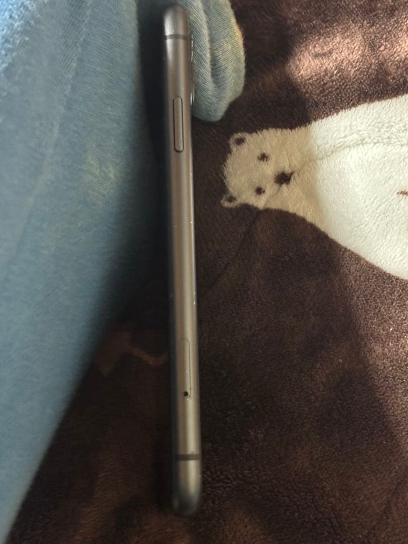 【美品】Apple iPhone 11 ブラック 64GB