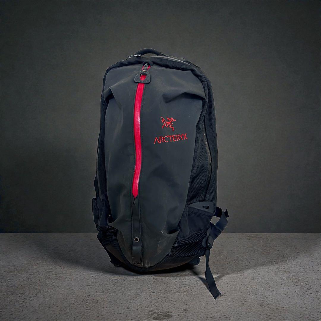 ARC'TERYX ARRO22 アークテリクス　バックパック赤　アロー22