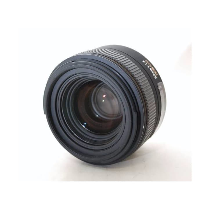 単焦点 明るい！シグマ  30mm F1.4 EX DC HSM