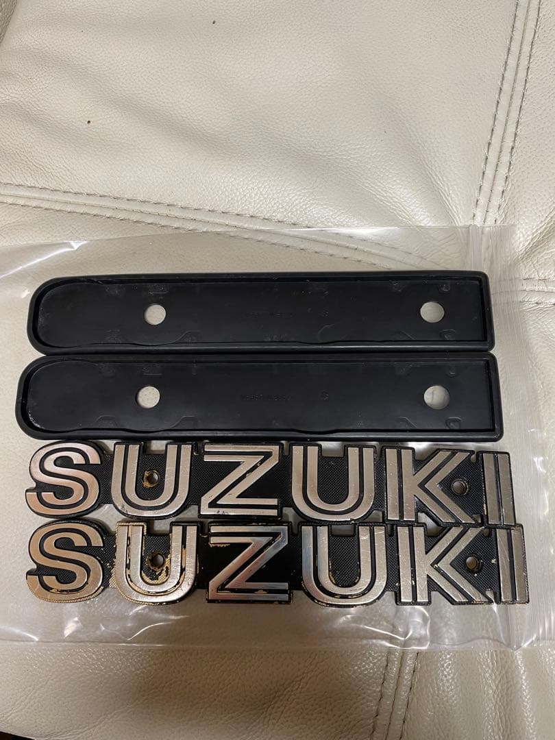 gs400L 純正エンブレム