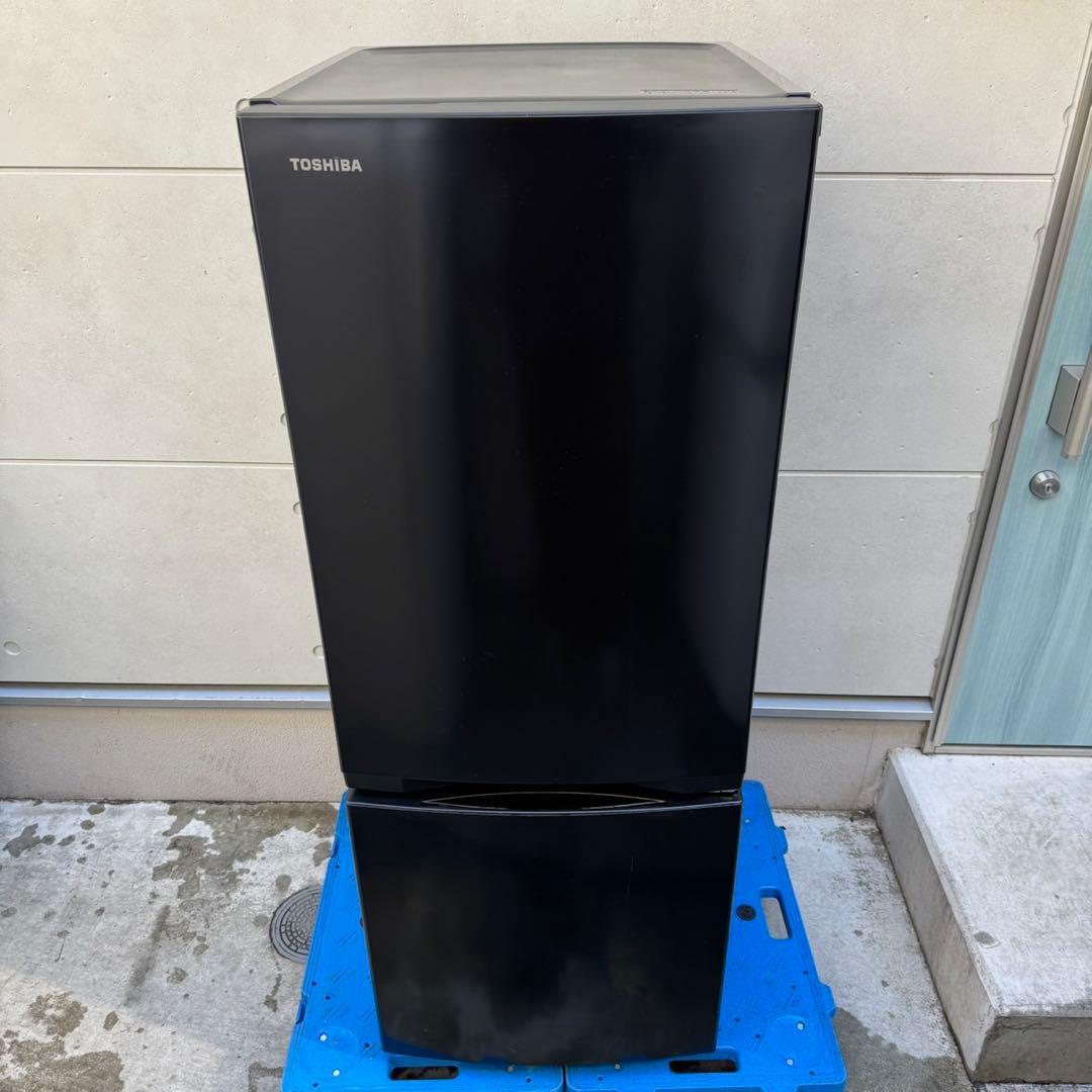 226⭐️2024年製美品★東芝　冷蔵庫　ブラック　黒　自動霜取り　一人暮らし