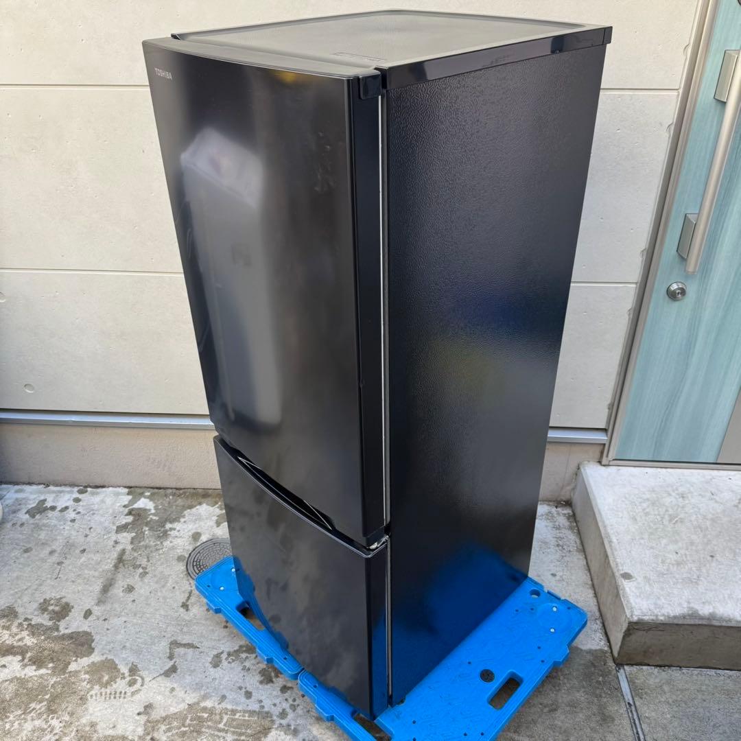 226⭐️2024年製美品★東芝　冷蔵庫　ブラック　黒　自動霜取り　一人暮らし