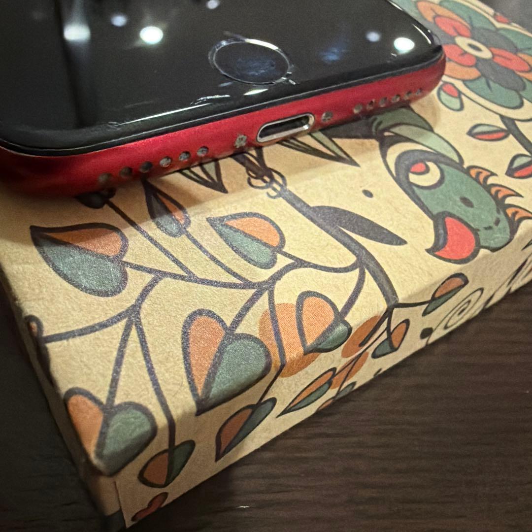 iPhone 8 (Red) 本体 箱付き