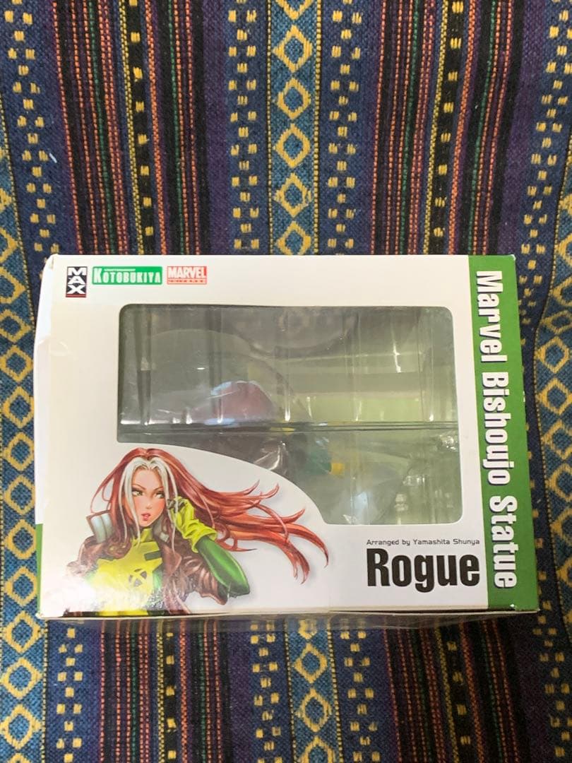 新品未開封 コトブキヤ MARVEL 美少女 ローグ 山下しゅんや 箱難あり