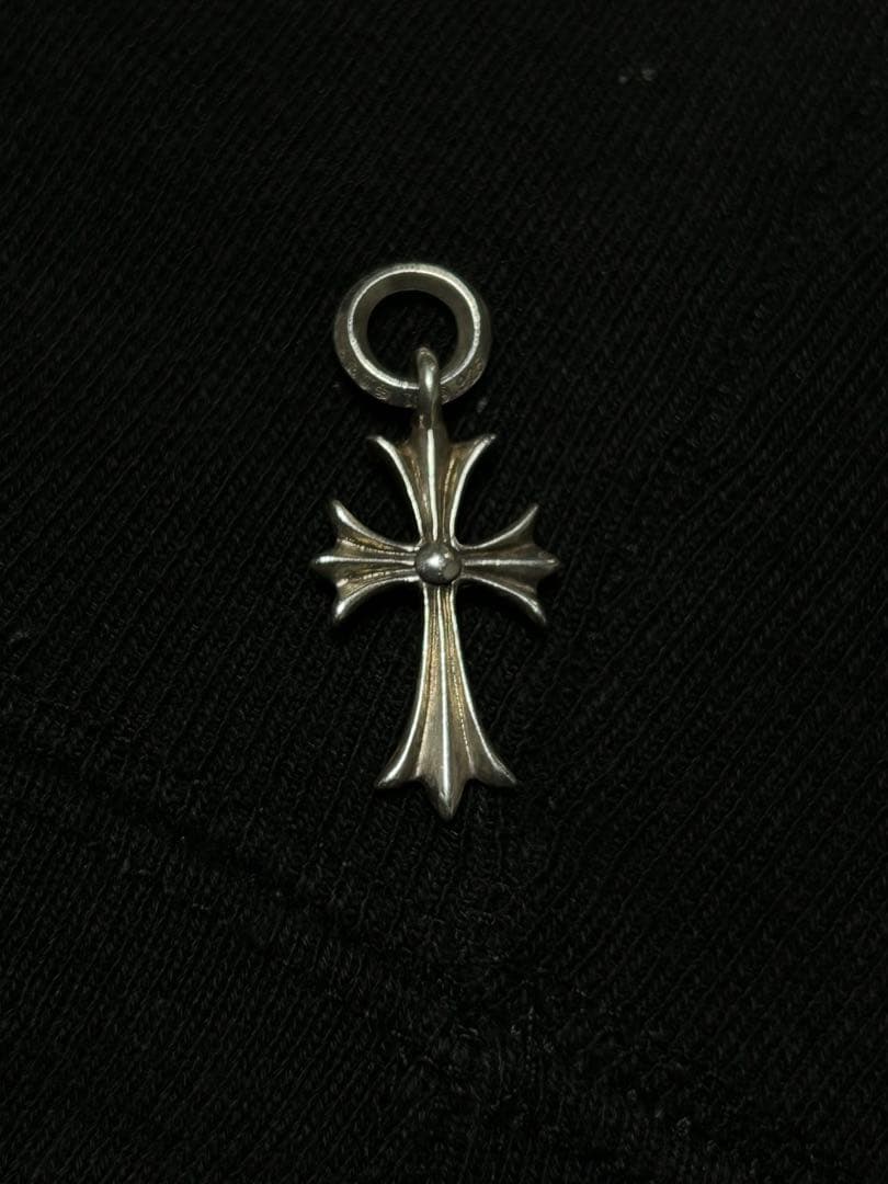 最終値下げ‼️クロムハーツ　Chromhearts タイニーCHクロス