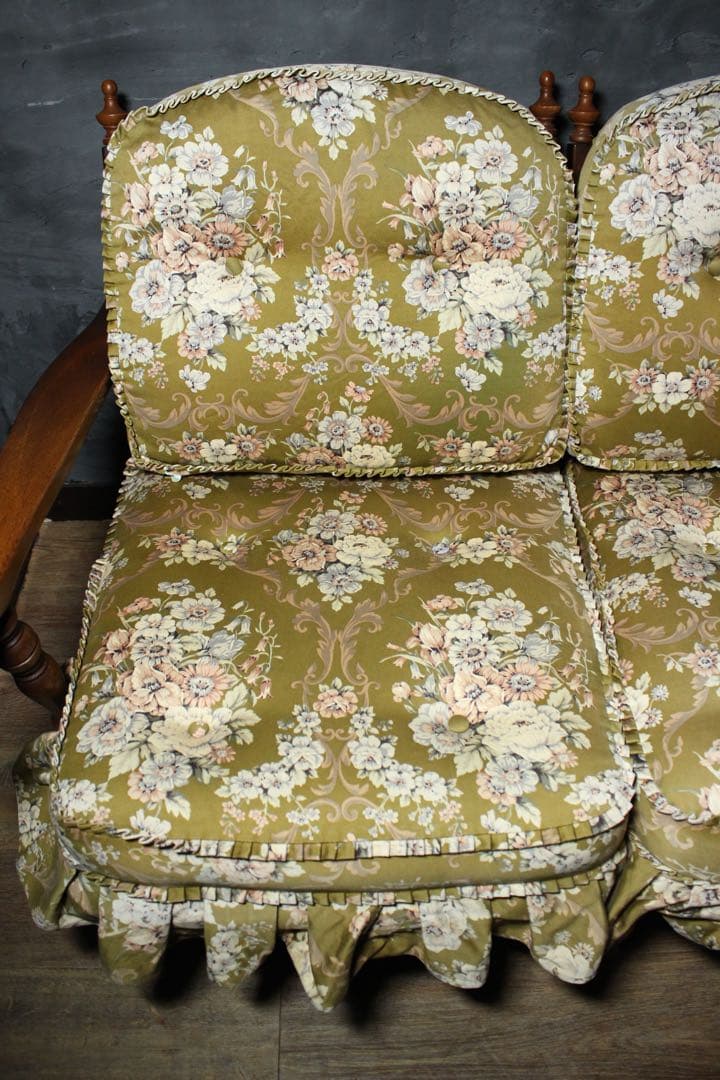 首都圏送無料〜穂高約40万　極上プリーツスカート3人掛け　オリーブグリーン