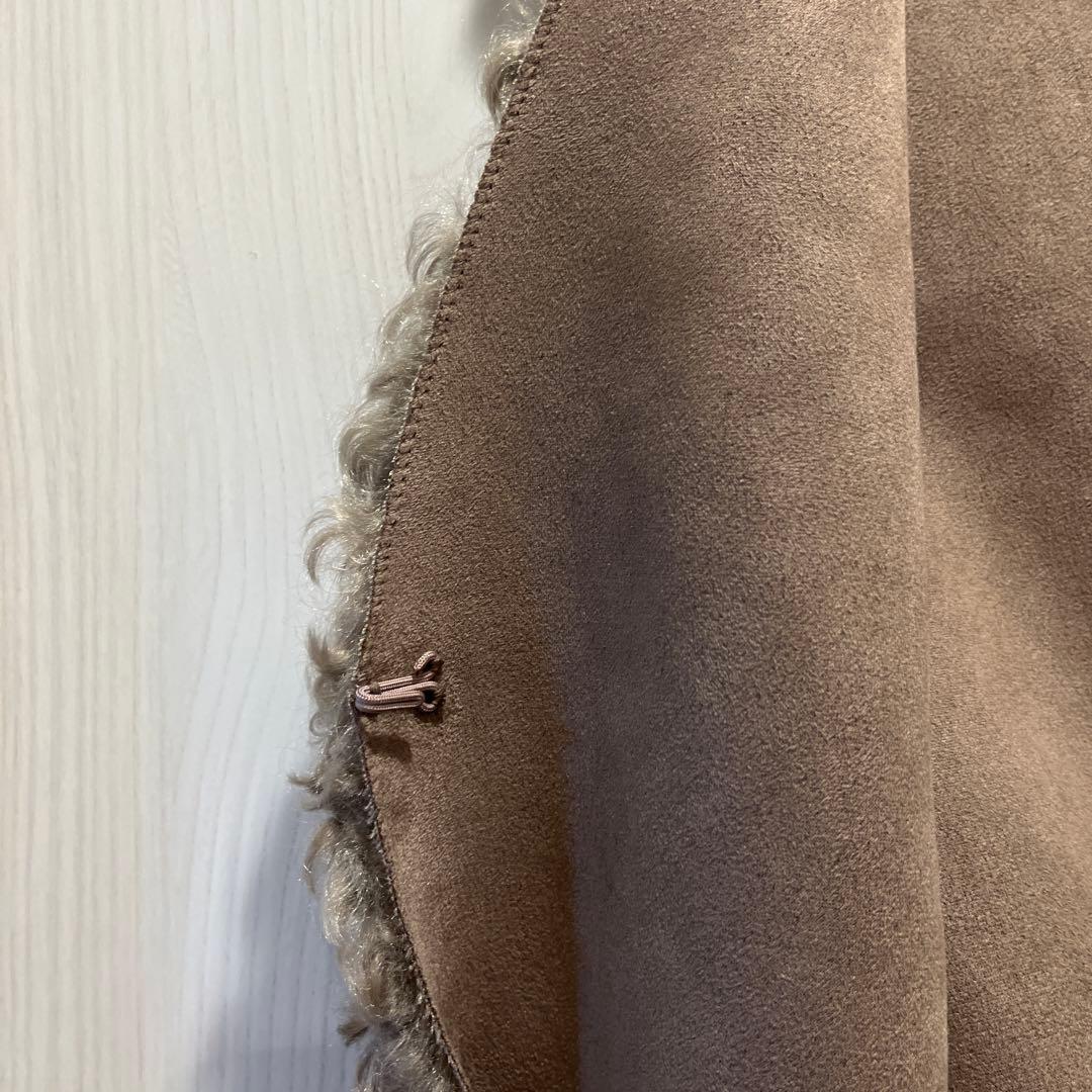 新品未使用　タグ付き　　Gready Brilliant ファーショートベスト