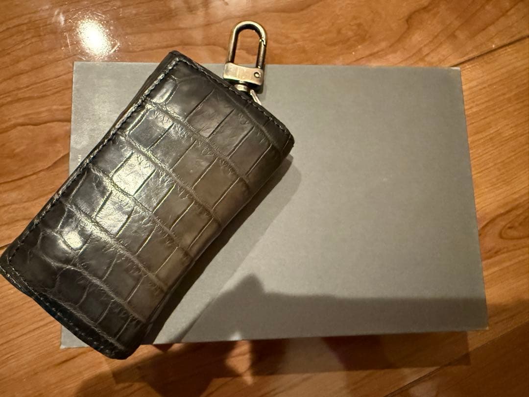 Yuhaku YFA171 クロコダイル キーケース（Gray）